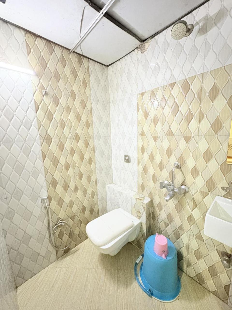 Hotel Kailash Park- Near International Airport 뭄바이 외부 사진